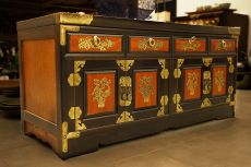 Korean traditional chest of drawers