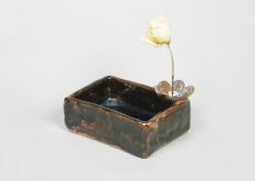 Einzelne single Vase, D Braun mit Blaue Blume Deko