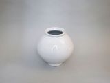 Vase (K), weiße, mondform