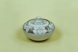 Schale mit Deckel, creme, Blumendekor